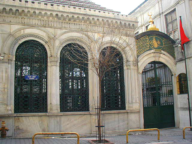 galata-mevlevihanesi.jpg